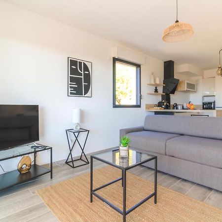 Select' - T2 A Saint-Clair Avec Terrasse, Piscine Et Parking ! - 180Sud-A12 Apartamento Le Lavandou Exterior foto